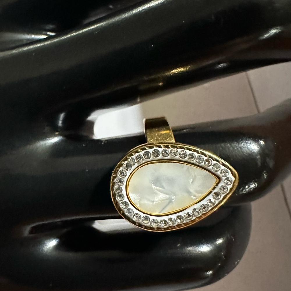 Tear drop ring